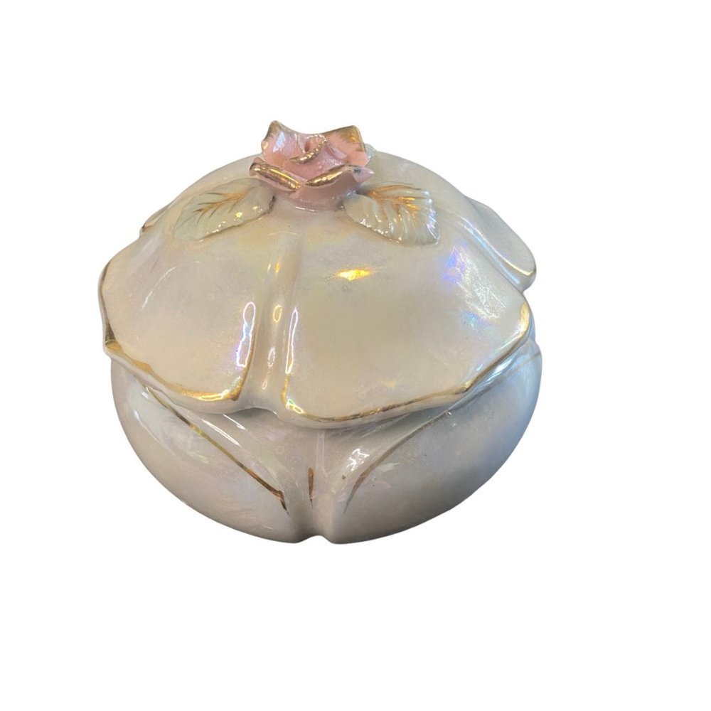 VINTAGE OPALESCENT PORCELAIN TRINKET BOX - Picture 4 of 8
